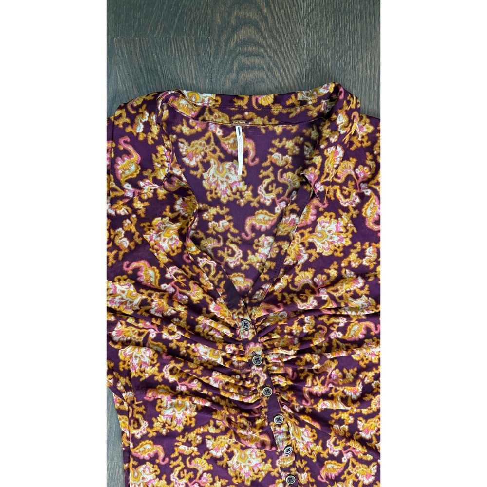 FREE PEOPLE Lucky Shirtee In Cosmo Paisley Ruched V Neck  SHIRT Mesh Boho y2k L - Picture 6 of 10